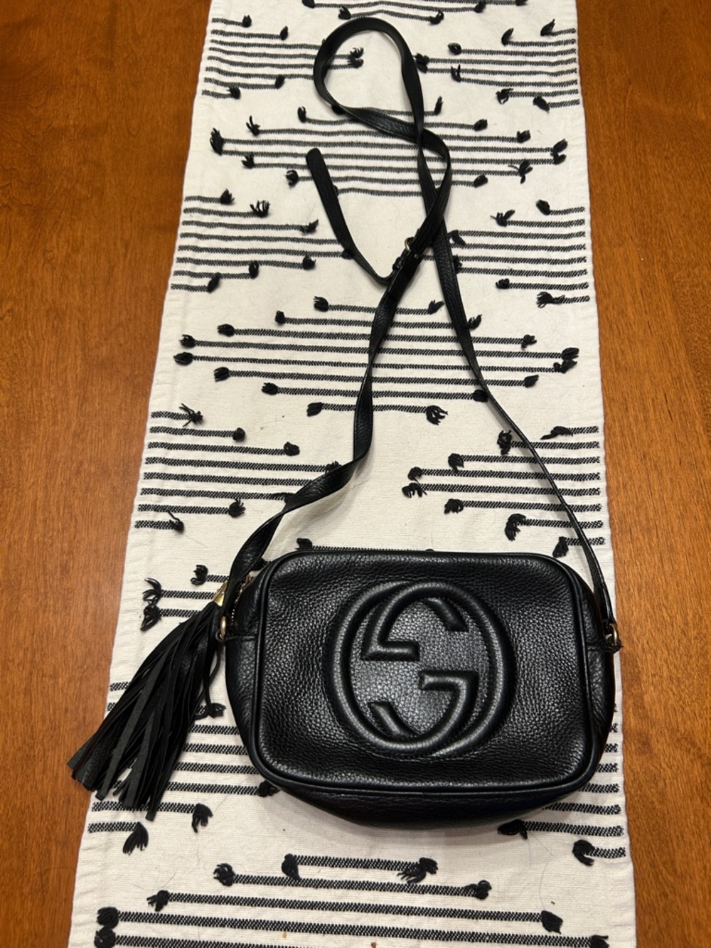 Authentic Gucci Black Soho Pebbled Leather Crossbody 🎇
